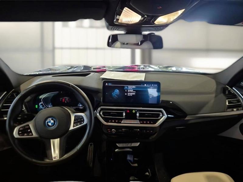 BMW IX3 IMPRESSIVE AUTO SUV