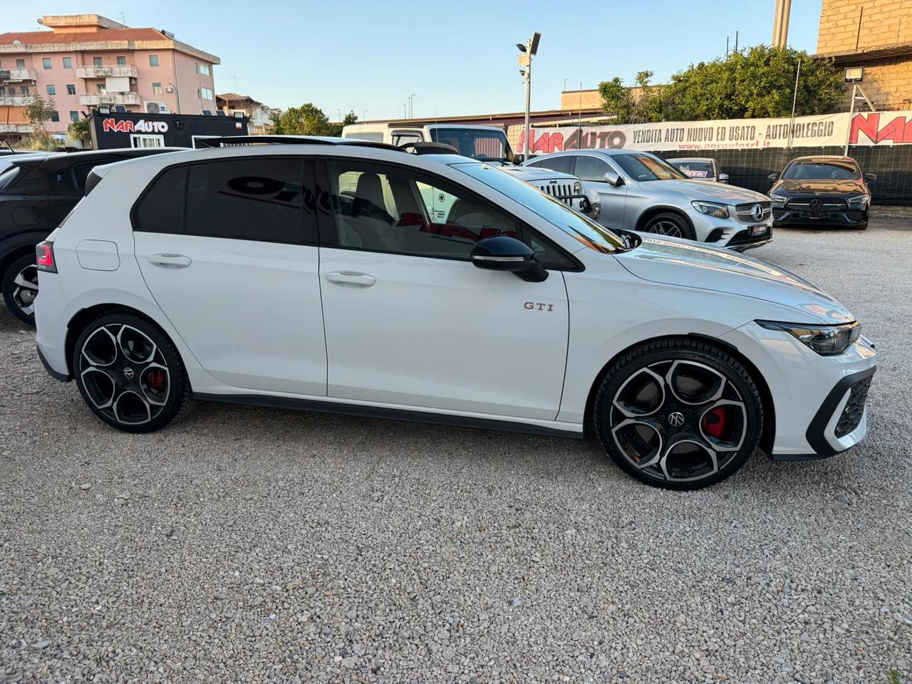 New Volkswagen Golf 8.5 GTI 2.0 TSI 265 CV