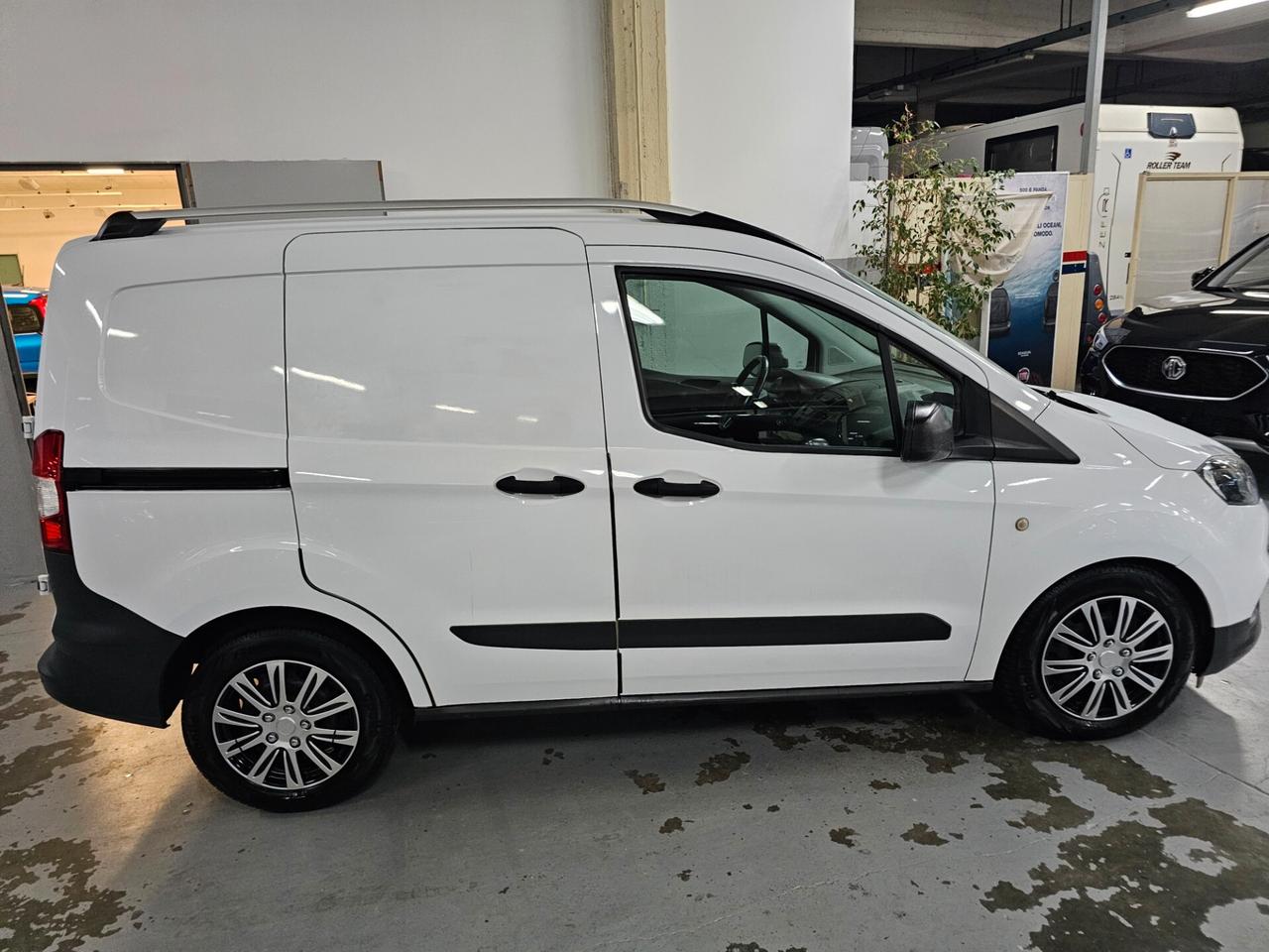 Ford Transit Courier