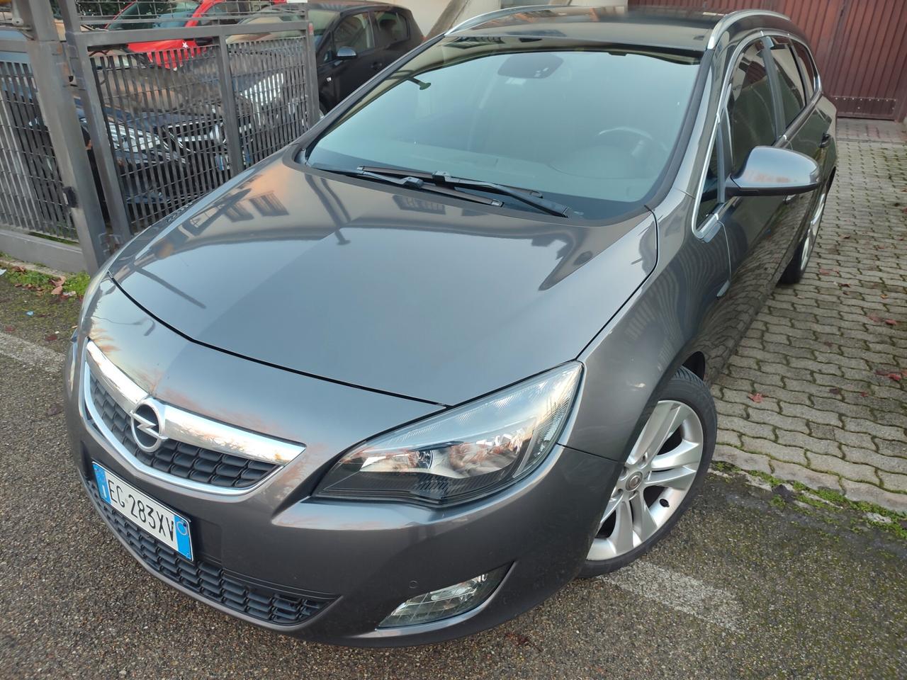 Opel Astra 1.6 Turbo 180CV Sports Tourer Cosmo S