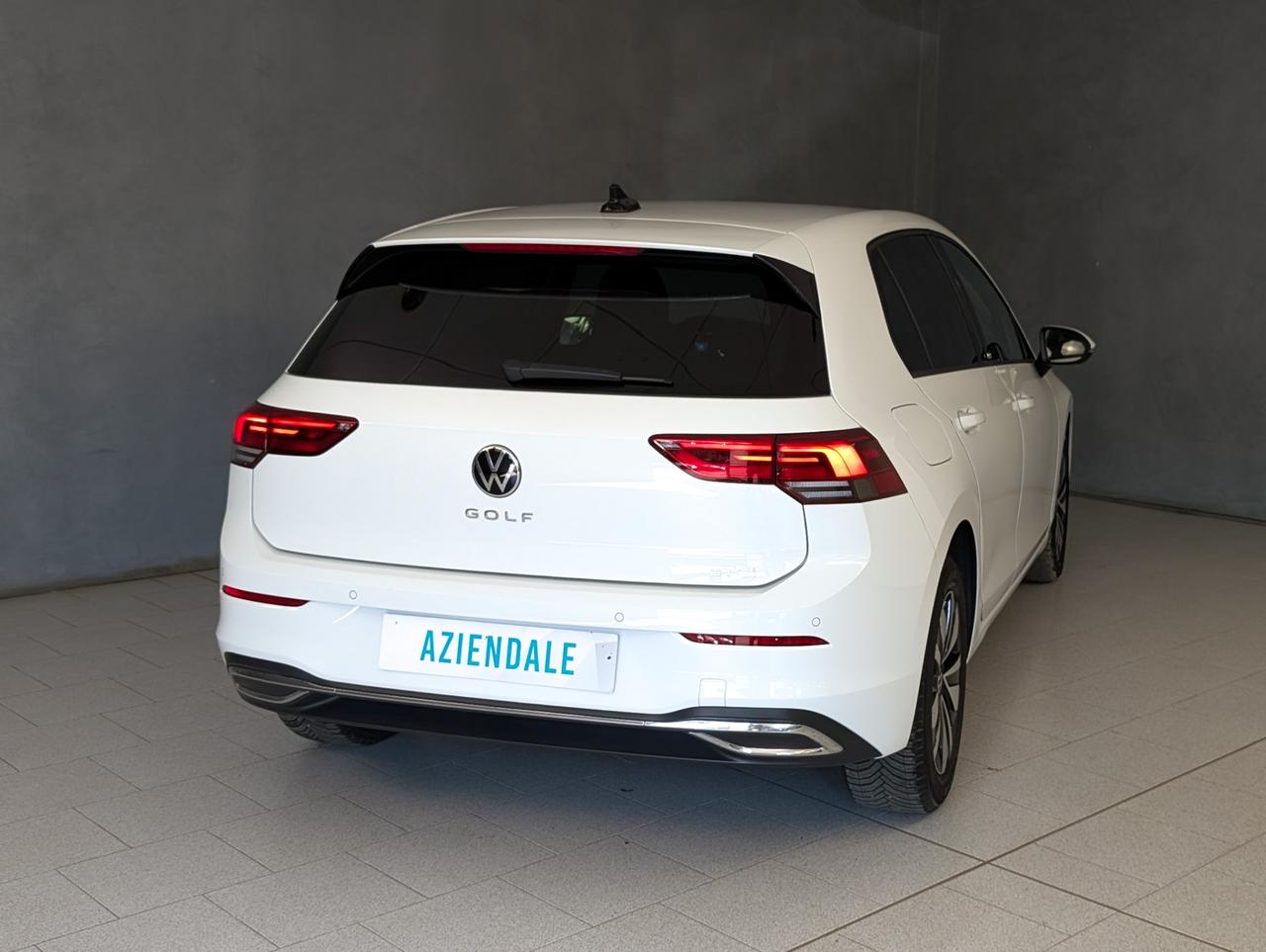 Volkswagen golf viii 1.0 eTSI 110cv DSG Life Move