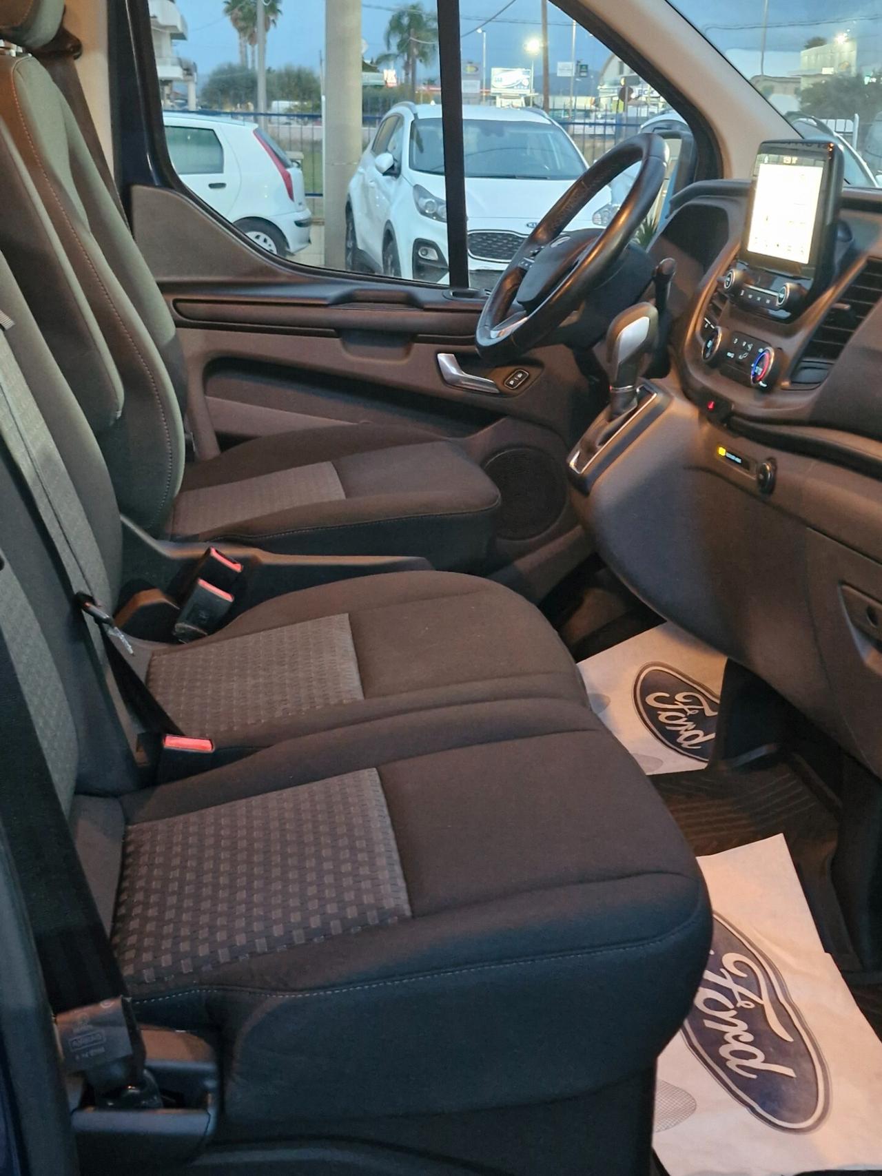 Ford Tourneo Custom 320 2.0 TDCi 130CV PC Trend