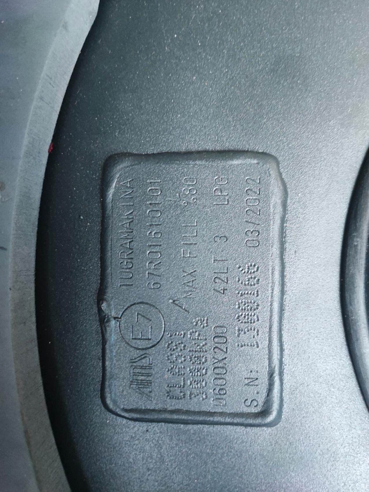 Ford Fiesta 1.4 3 porte Bz.- GPL Titanium