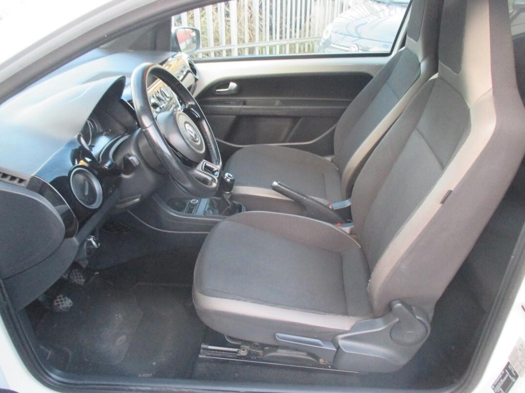 Volkswagen up! 2012 3p 1.0 eco High 68cv Per Neopatentati