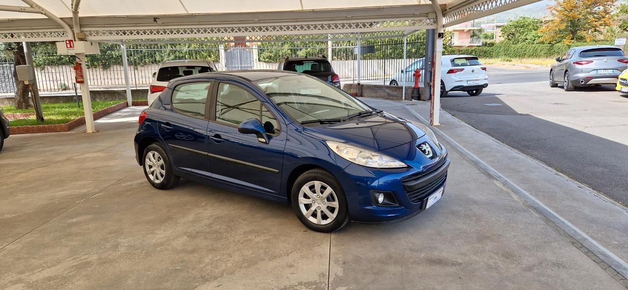 Peugeot 207 1.4 8v 75cv X Line GPL