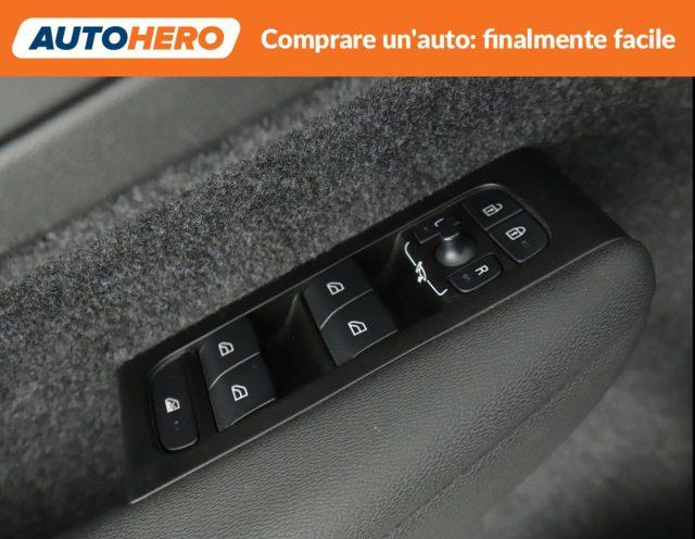 VOLVO XC40 T4 Recharge Plug-in Hybrid Inscription Expression