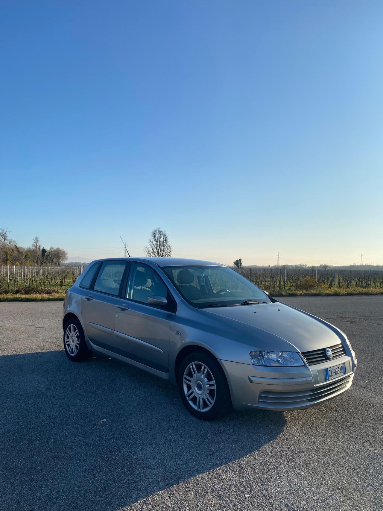 Fiat Stilo 1.8i 16V 5 porte Dynamic