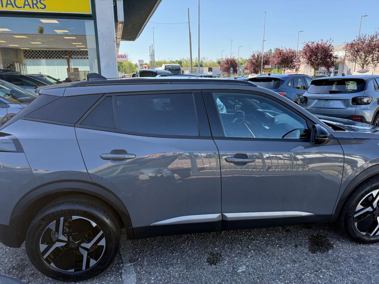 PEUGEOT 2008 PureTech 100 S&S Allure