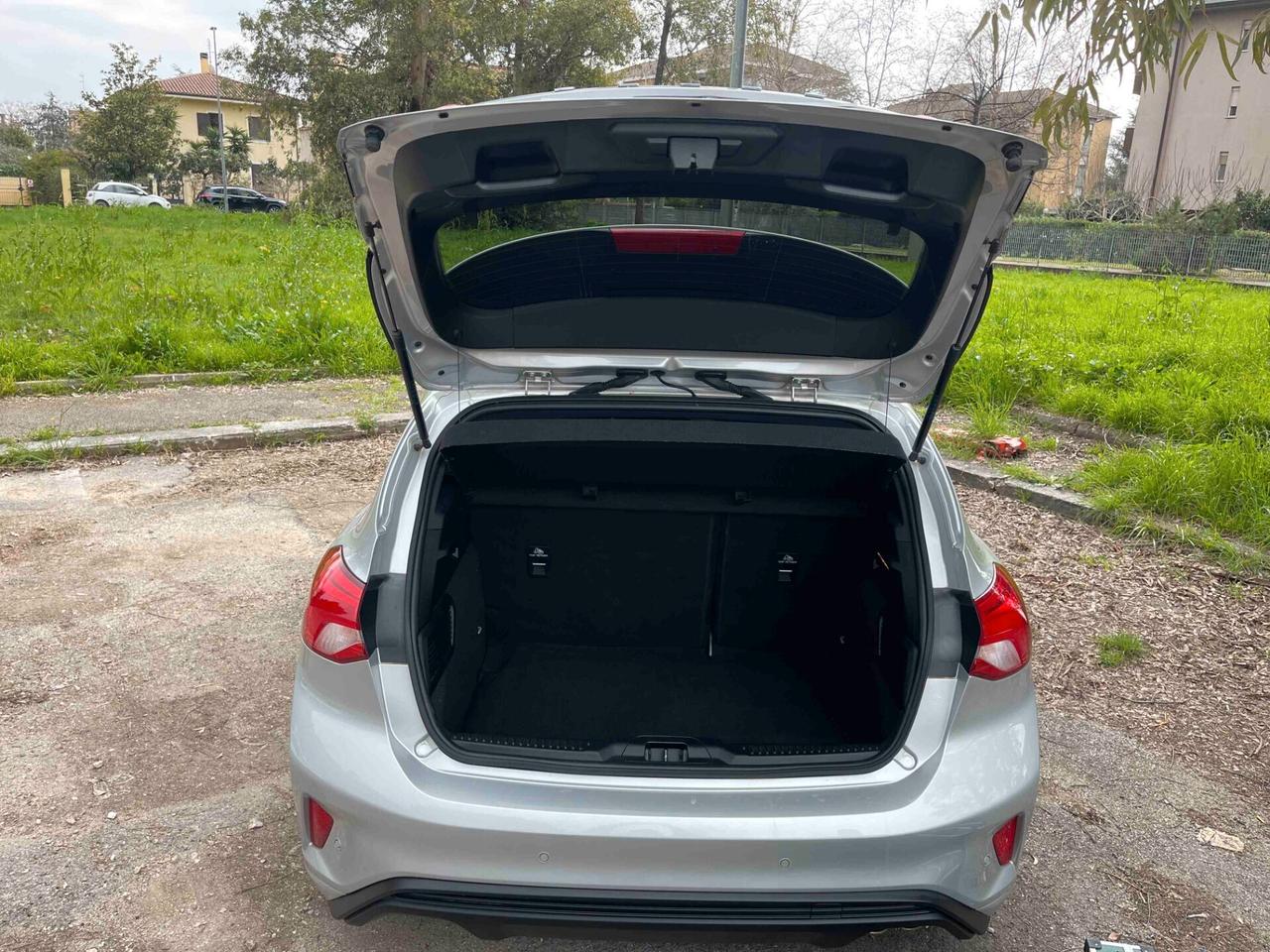 Ford Focus 1.0 EcoBoost Hybrid 125 CV 5p. ST-Line NEOPATENTATI CATENA