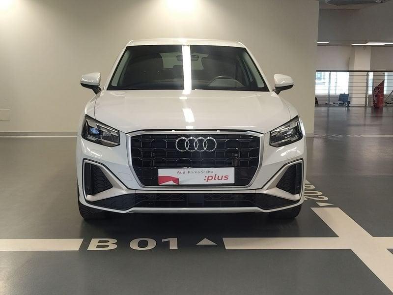 Audi Q2 Q2 35 2.0 tdi Identity Black s-tronic