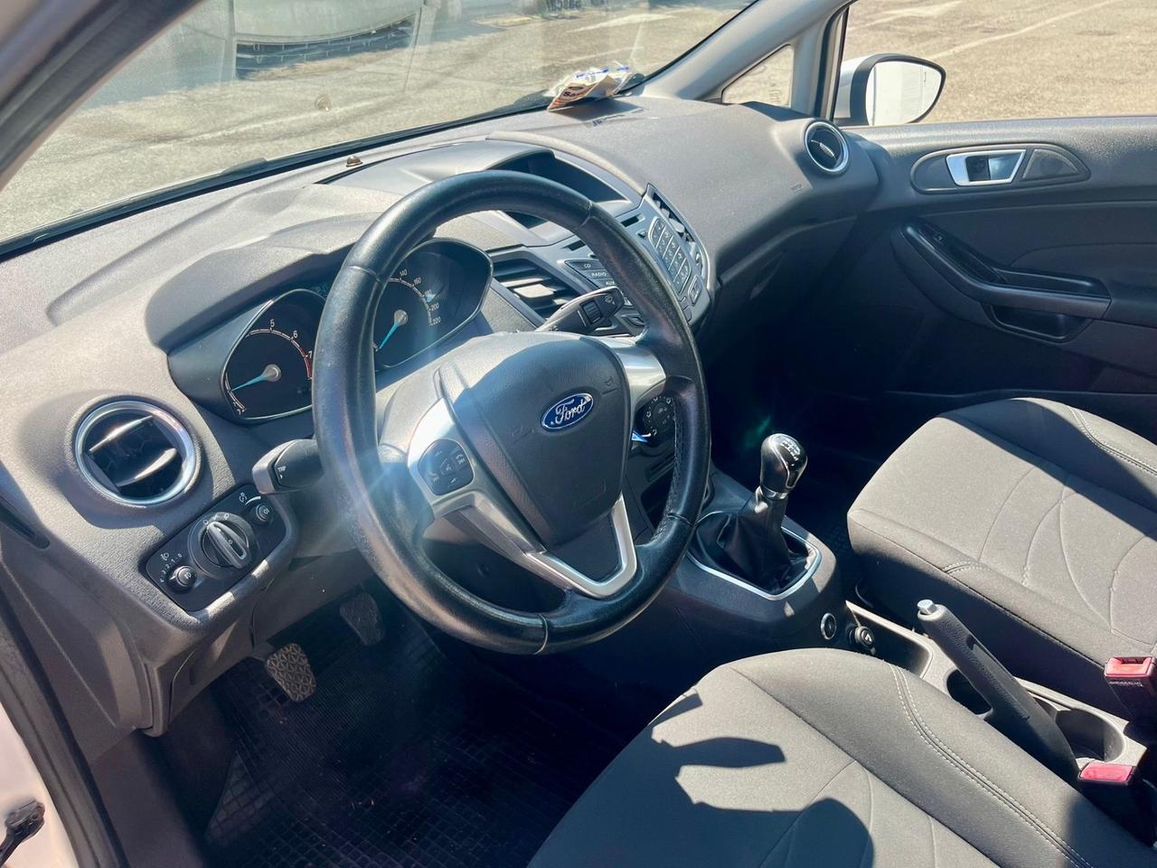 Ford Fiesta 1.4GPL 2014 143.000km perfetta per neopatentati