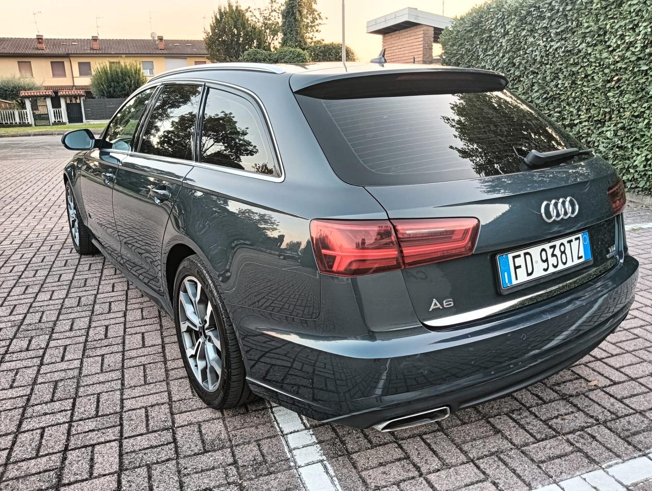 Cell 320 147 1147 WUATSAPP 3276540940 A6 3.0 TDI 272 CV quattro S tronic Business Plus
