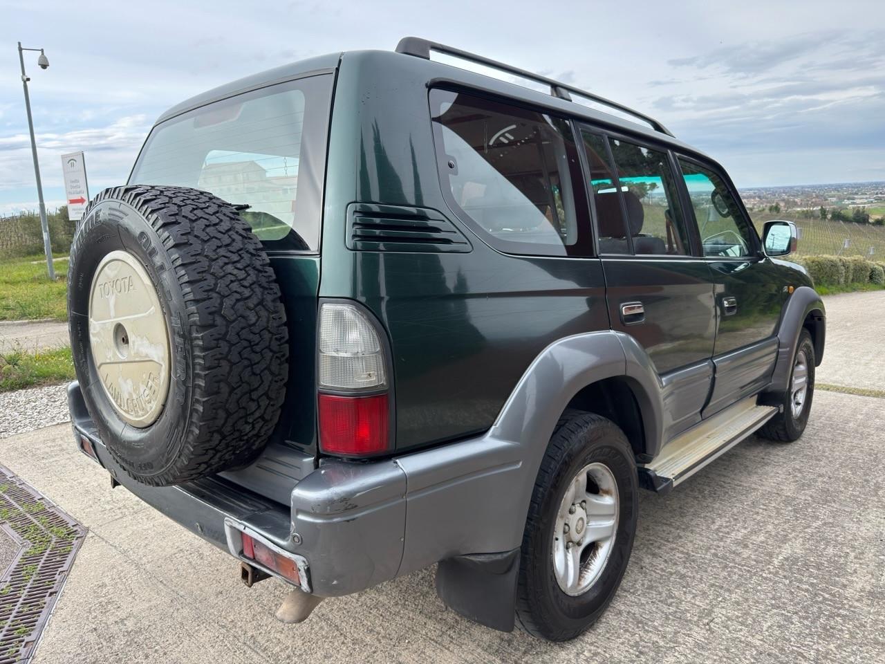 Toyota Land Cruiser 3.0 D-4D 16V cat 5 porte Sol