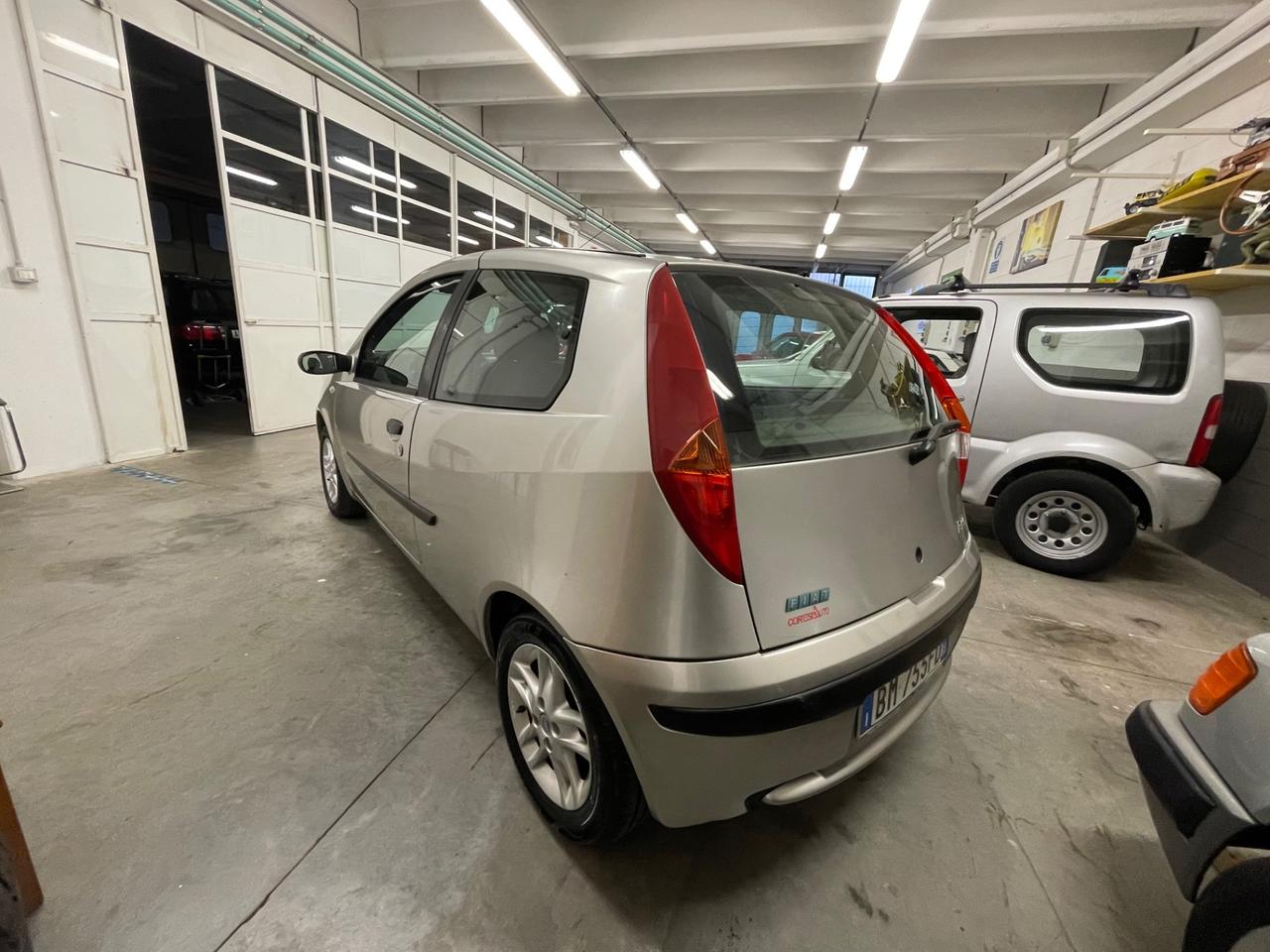 Fiat Punto 1.2i 16V cat 3 porte Speedgear ELX