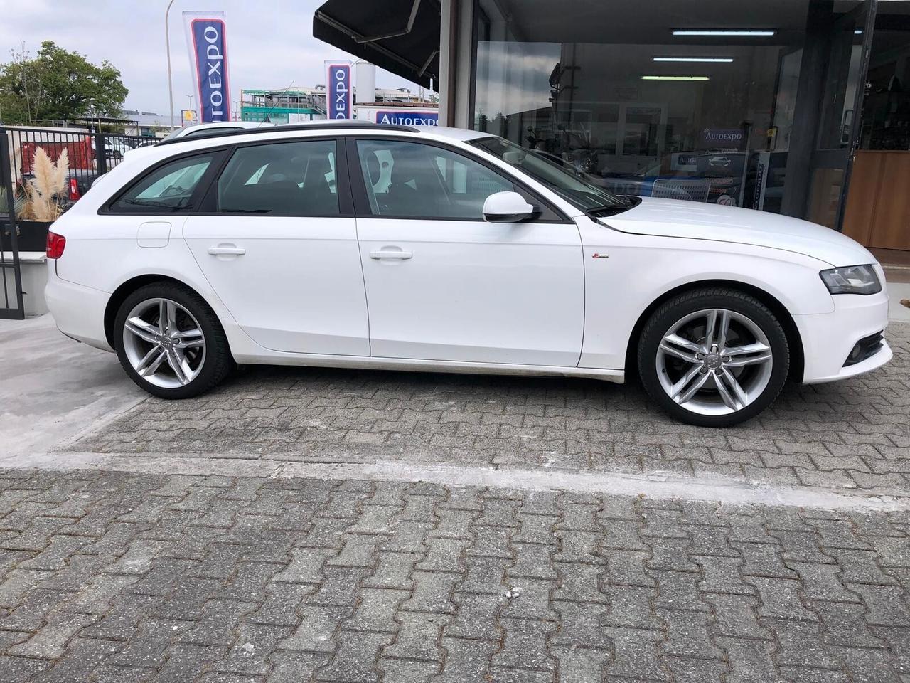 Audi A4 Avant 2.0 TDI 143CV F.AP. S-LINE AUTOMATICA GARANZIA EUROPEA CONFORMGEST 12 MESI RINNOVABILE