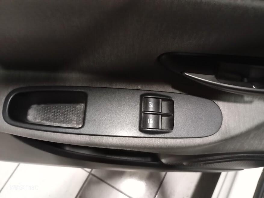 Lancia Ypsilon del 2013 BENZINA / GPL FINO 2033