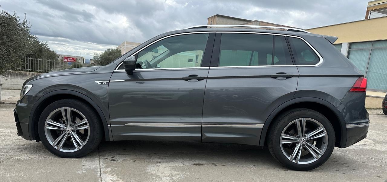 Volkswagen Tiguan 1.6 TDI R-LINE