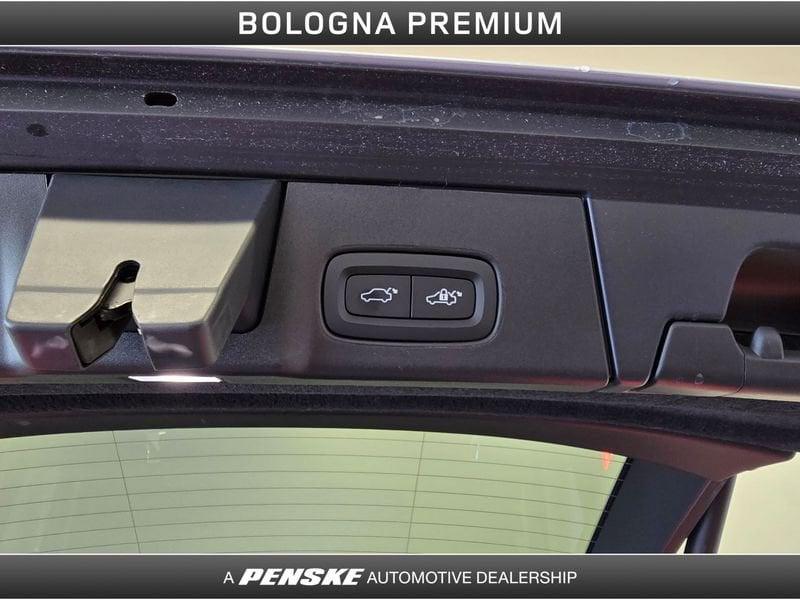 Volvo V90 Cross Country B4 (d) AWD automatico Ultimate