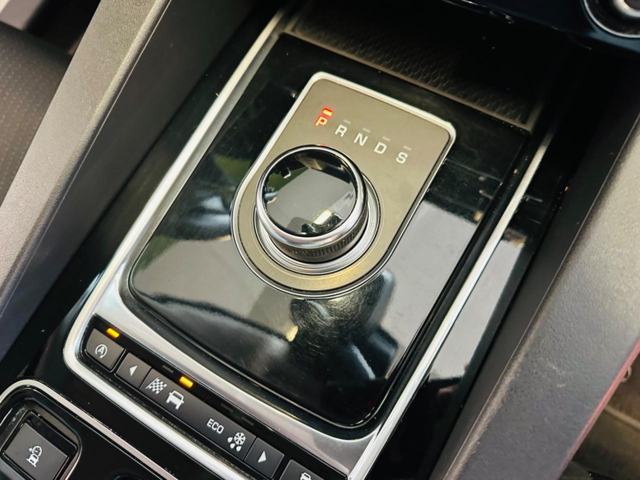 Jaguar F-Pace 2.0 D 180 CV 4x4 Sport