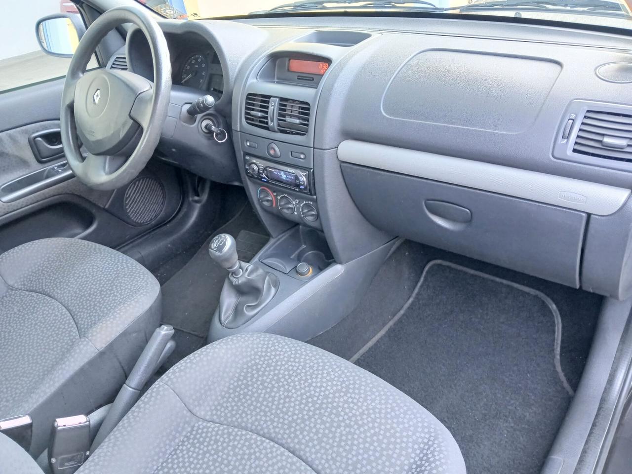 Renault Clio Storia 1.2 Confort