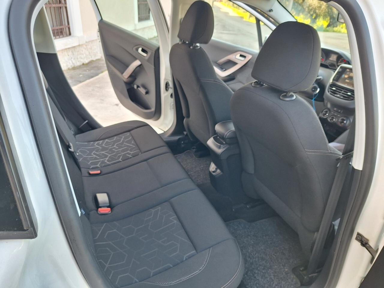 Peugeot 2008 1.4 HDi 68CV Active PERFETTA 2015