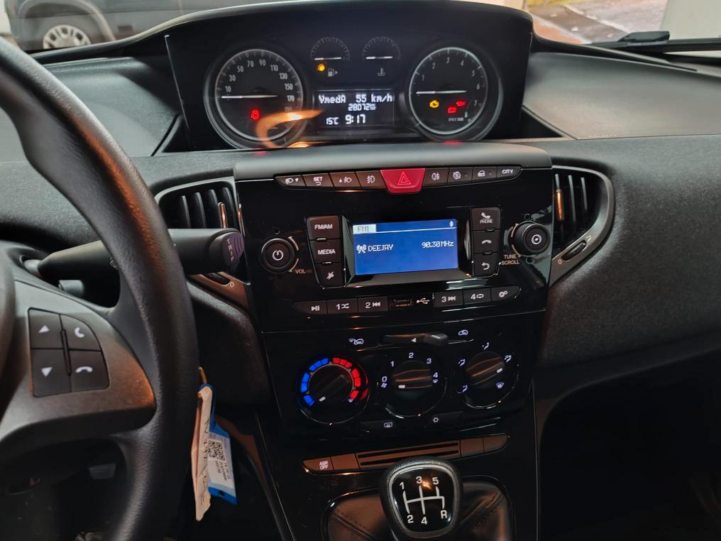 Lancia Ypsilon 1.2 Elefantino Blu 5 POSTI "SOLO 28.000 KM"