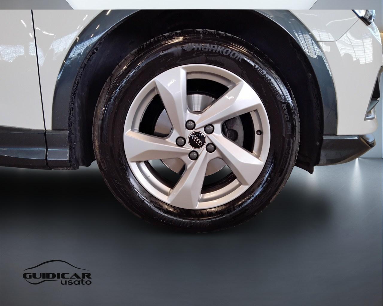 AUDI Q3 II 2018 - Q3 35 2.0 tdi Business Advanced