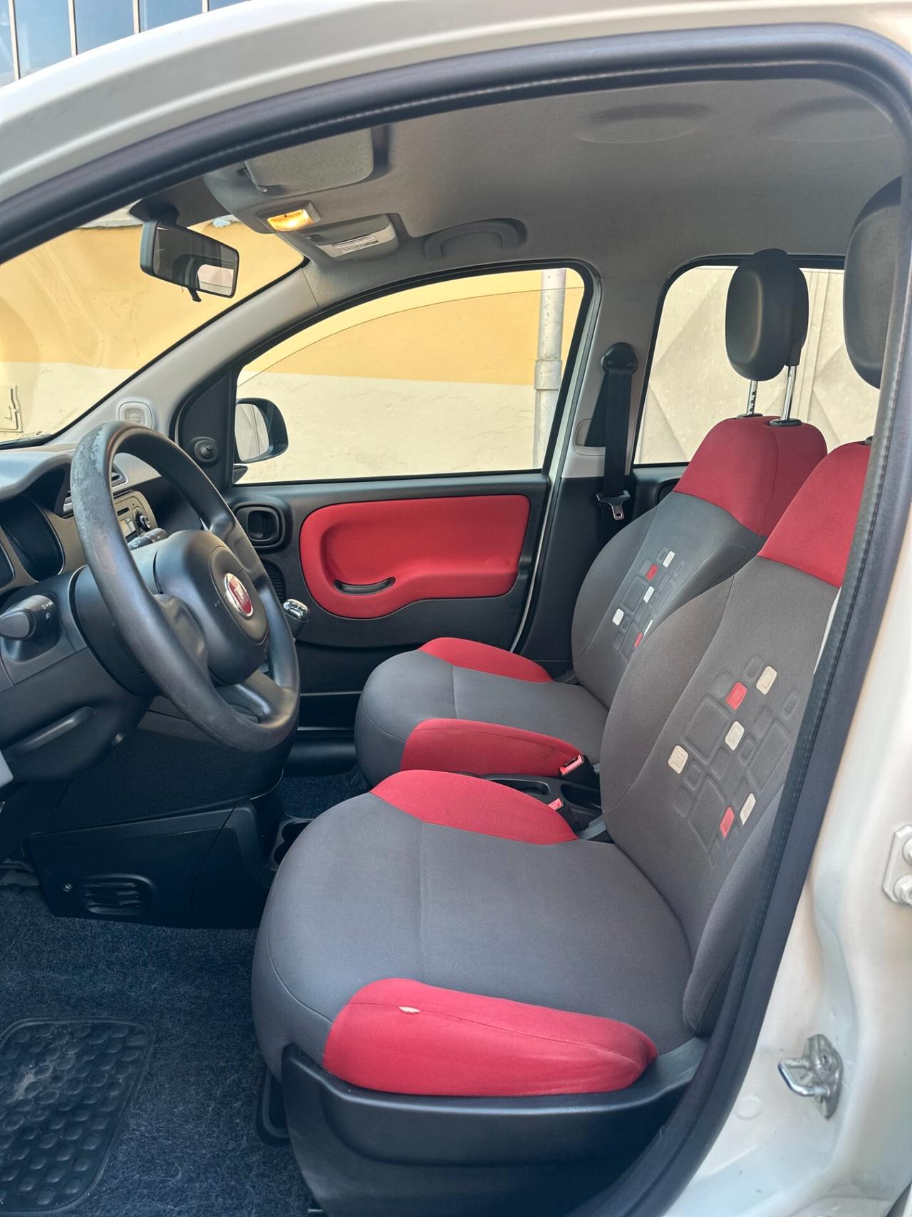 Fiat Panda 0.9 TwinAir Turbo Natural Power Lounge