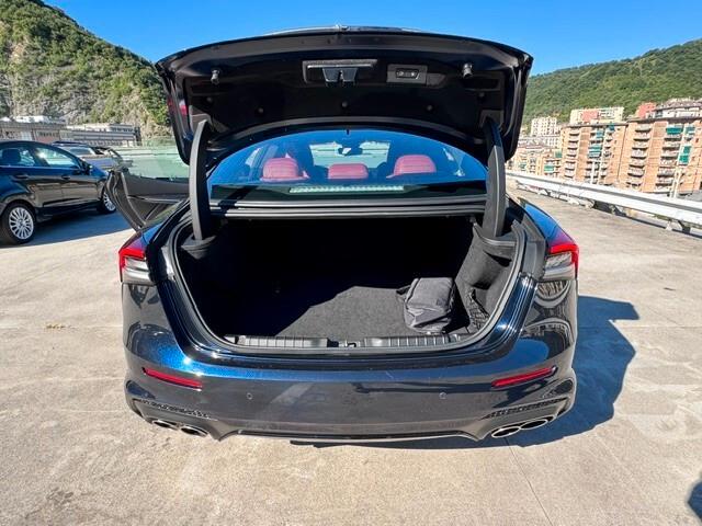 Maserati Ghibli V6 430 CV AWD Modena