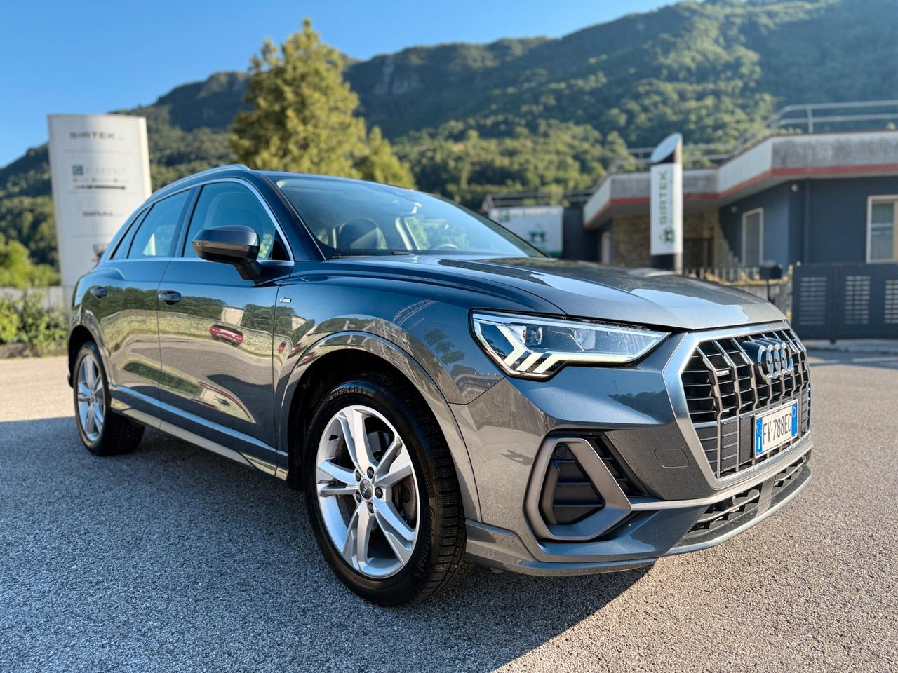 Audi Q3 40 TDI quattro S-Line S-tronic 190cv