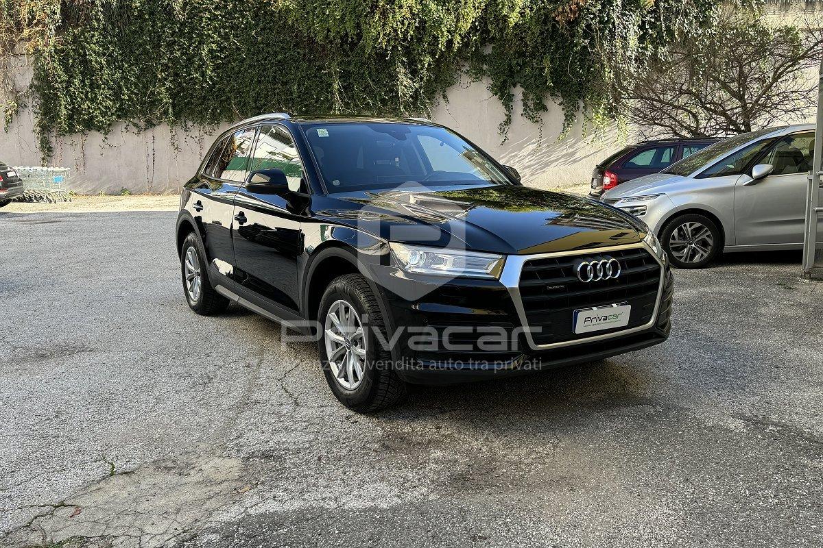 AUDI Q5 2.0 TDI quattro S tronic Business