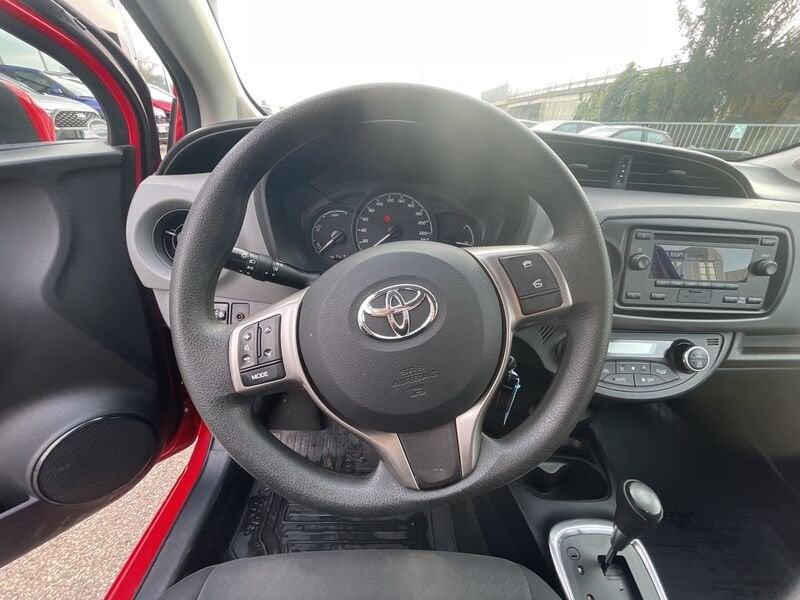 Toyota Yaris 1.5 Hybrid 5 porte Cool