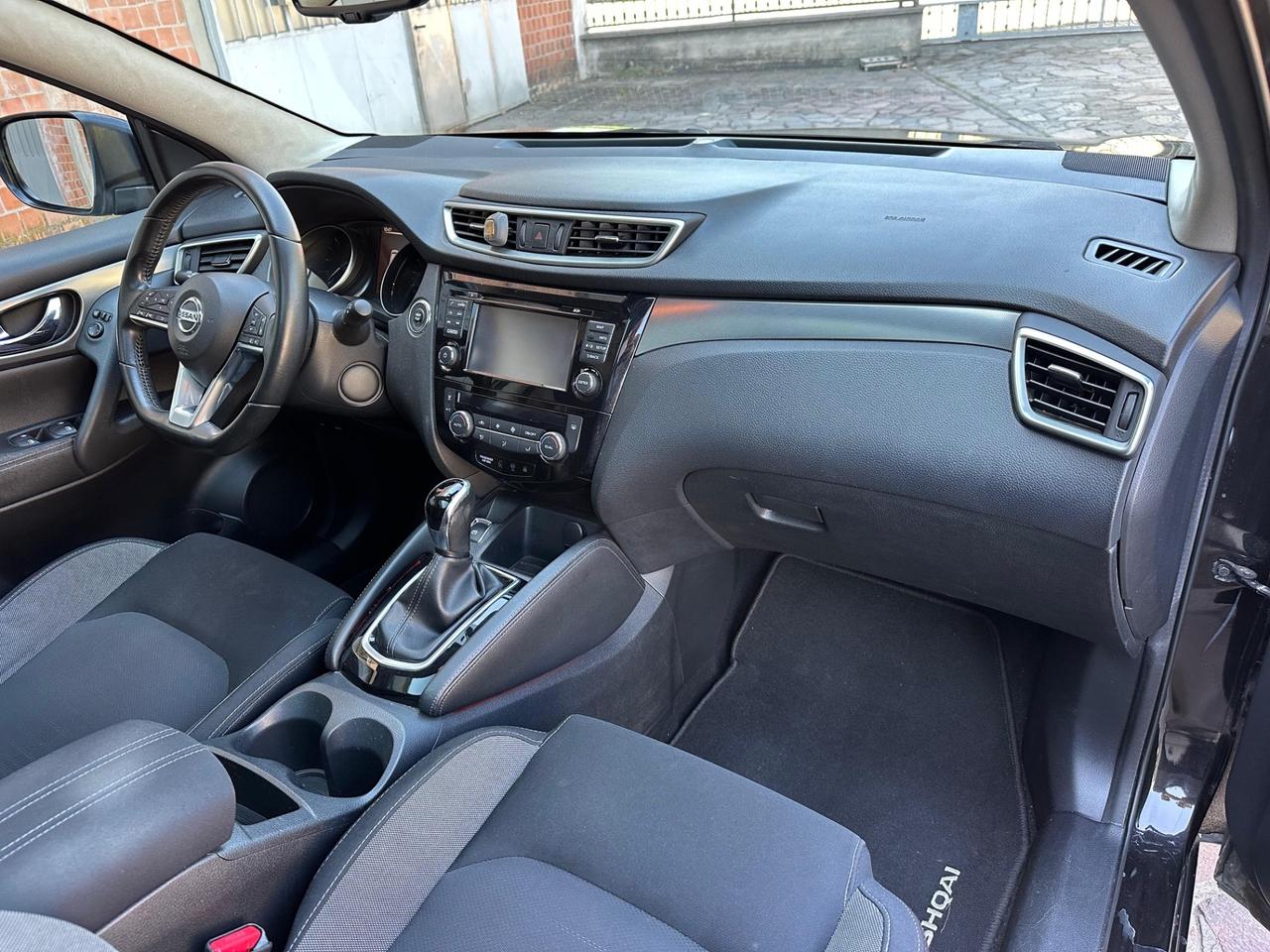 Nissan Qashqai 1.5 dCi N-Connecta