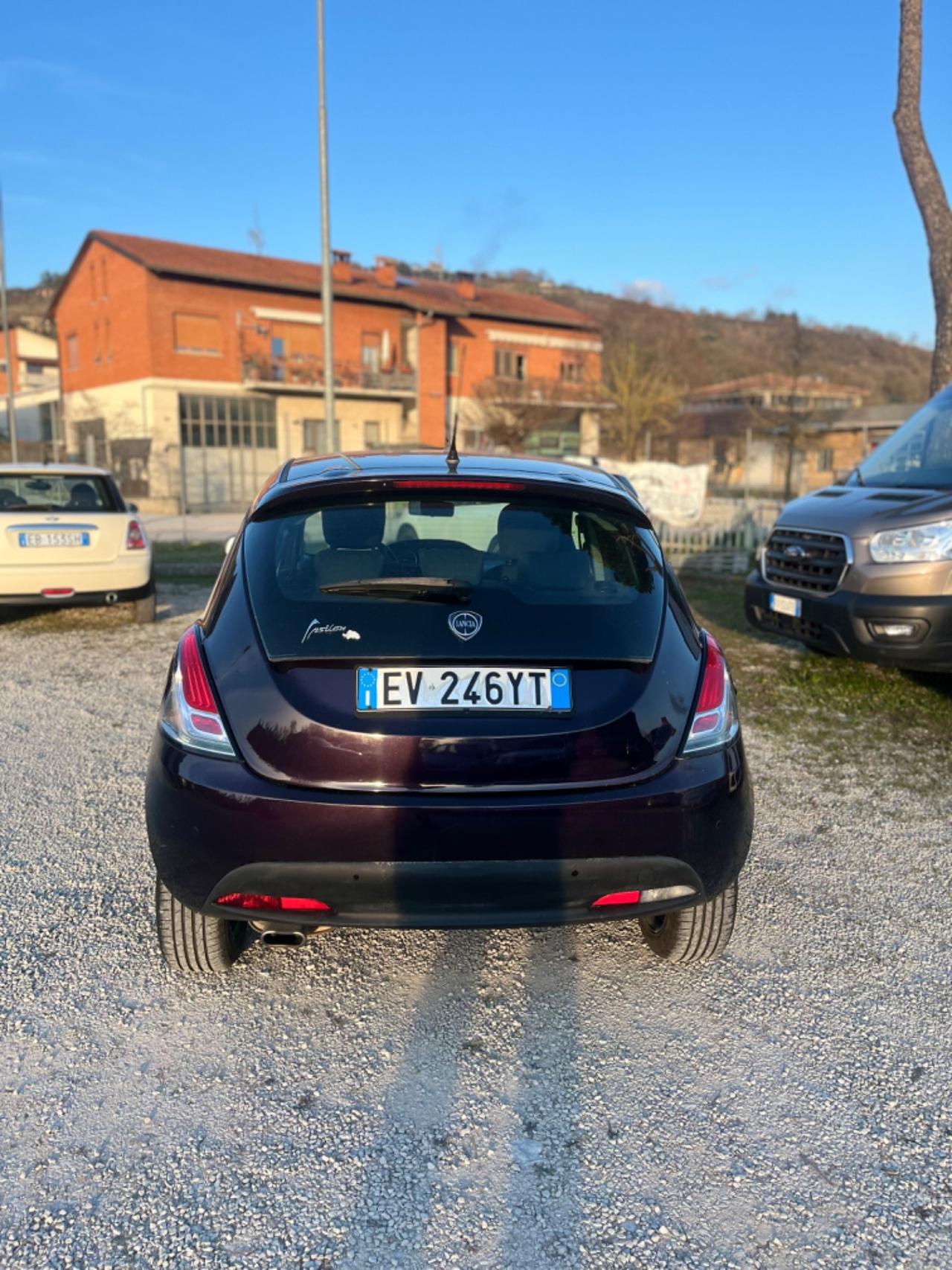 Lancia Ypsilon 1.3 Multijet 110000 km PARI AL NUOVO