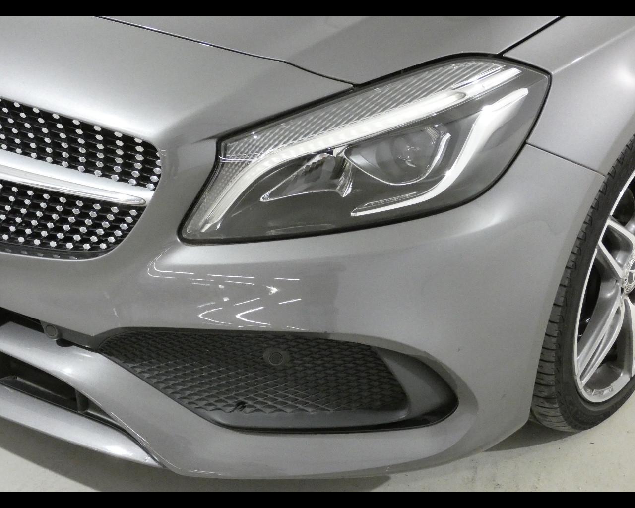 Mercedes-Benz Classe A (W176) - A 180 d Premium
