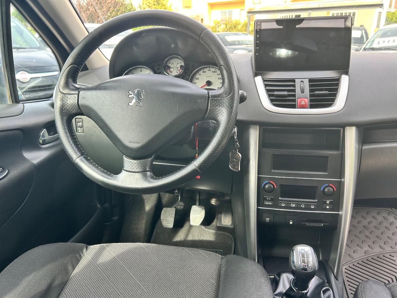 Peugeot 207 1.4 HDi 70CV 5p.