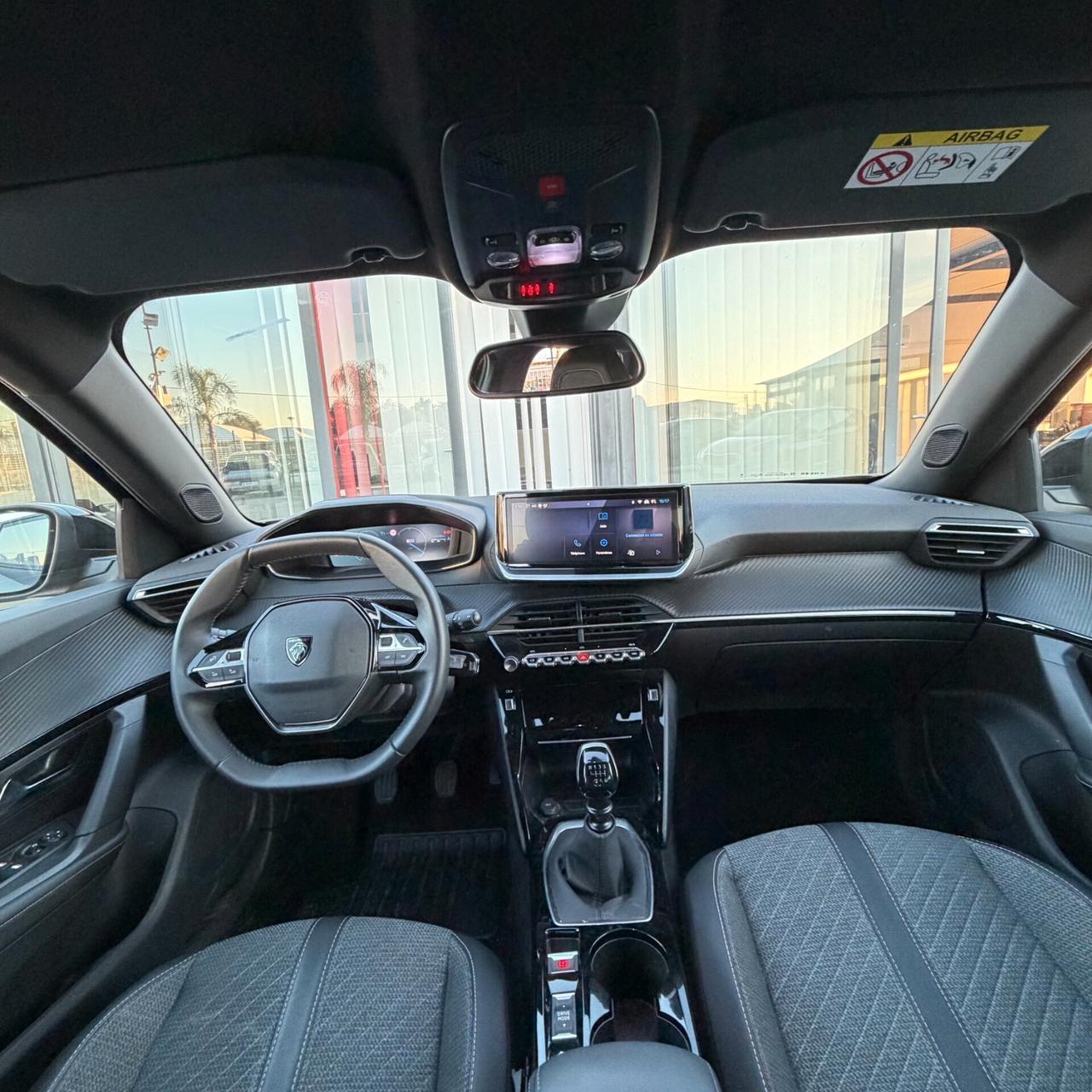 Peugeot 2008 PureTech 100 S&S Allure