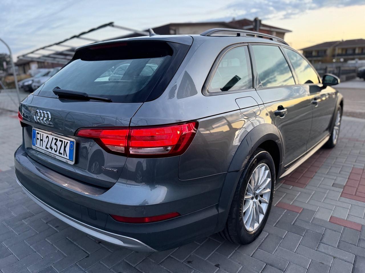 Audi A4 allroad 3.0 TDI 218 CV Evolution TETTO APRIBILE