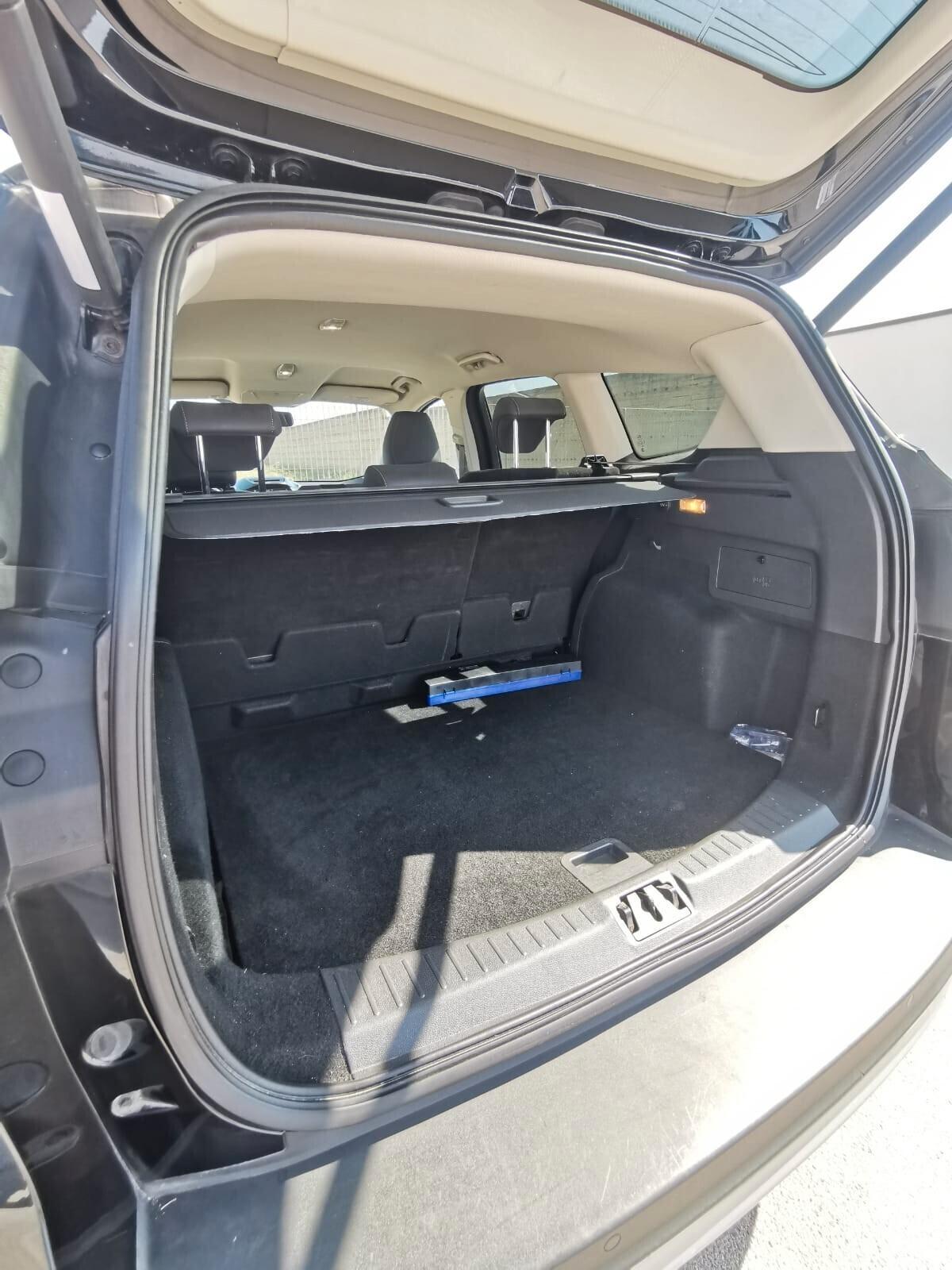 Ford Kuga 1.5 TDCI 120CV 2WD Powershift Tit.