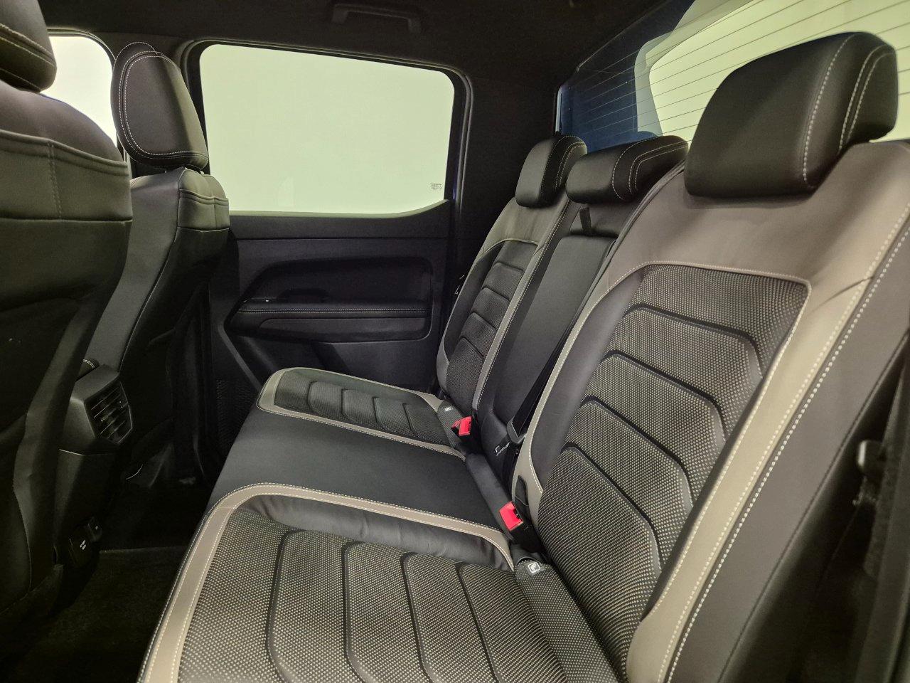 Volkswagen Amarok 3.0 tdi V6 Aventura 4motion auto N1 - NUOVO!!! - cam 360 - eRollo