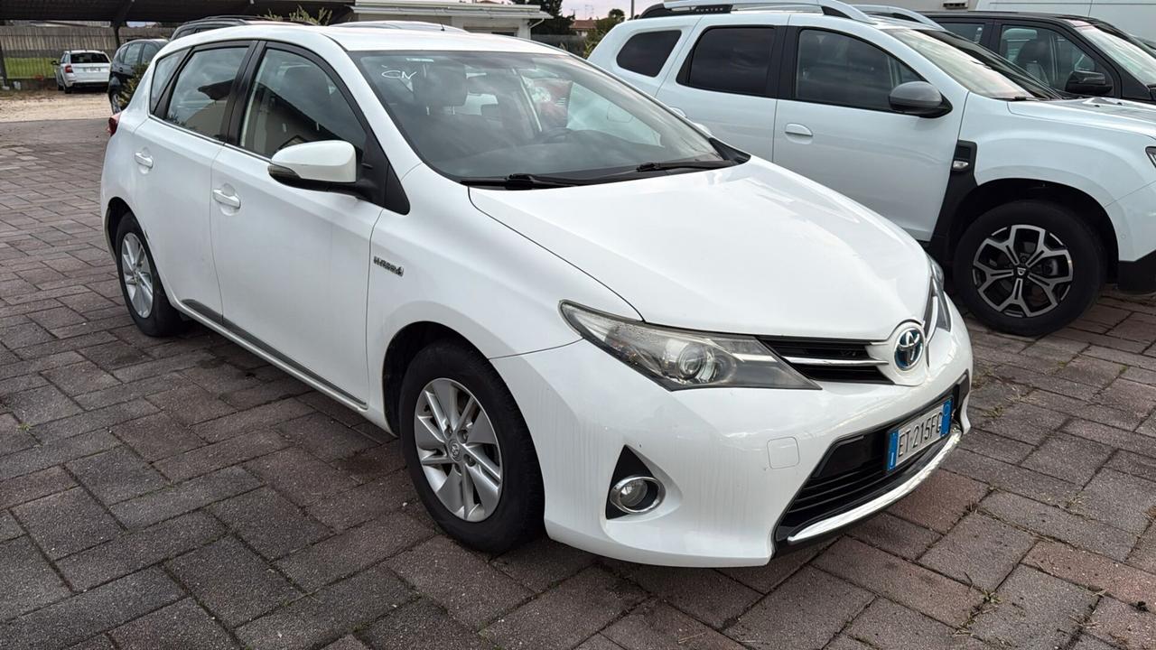 Toyota Auris 1.8 Hybrid 5 porte Lounge