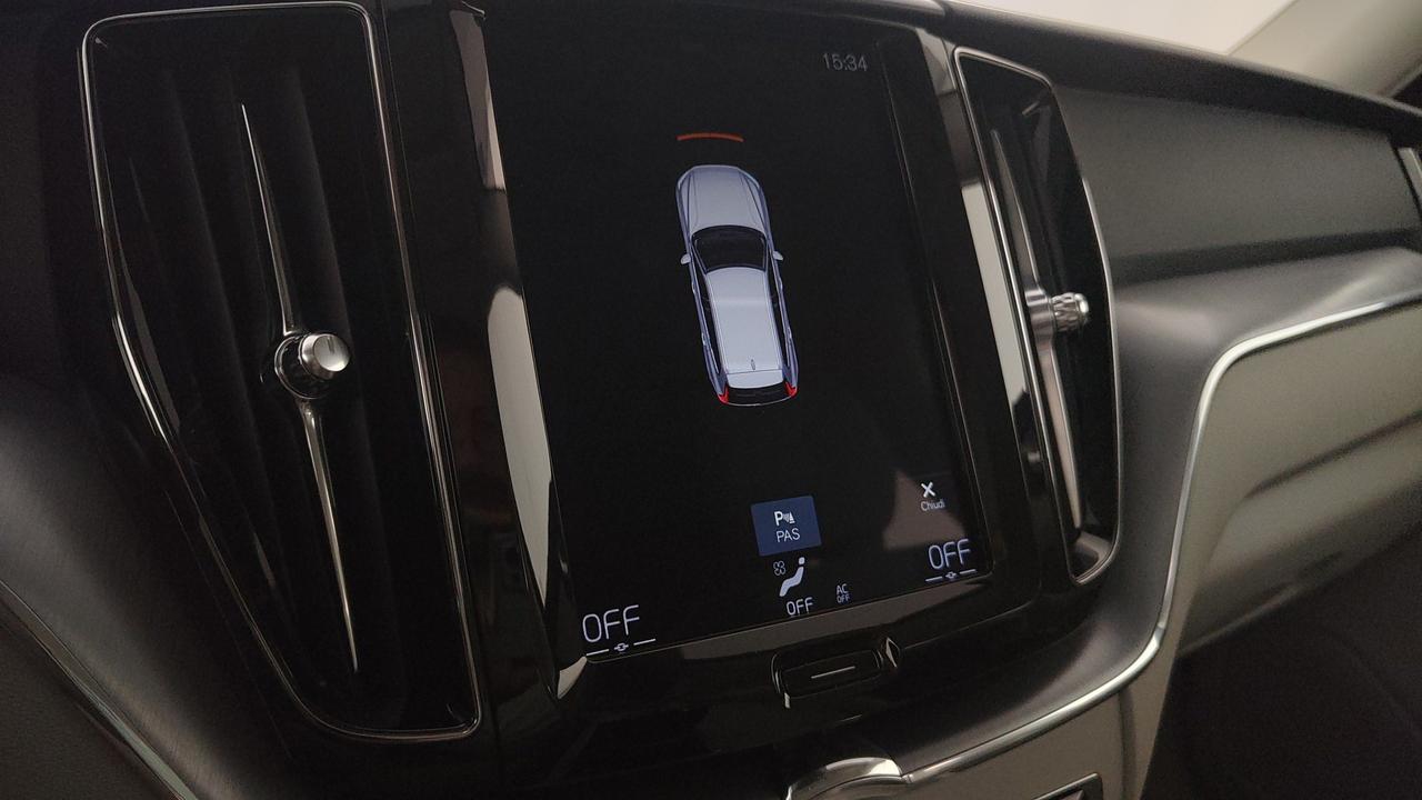 VOLVO XC60 2.0 d4 Business awd geartronic my18