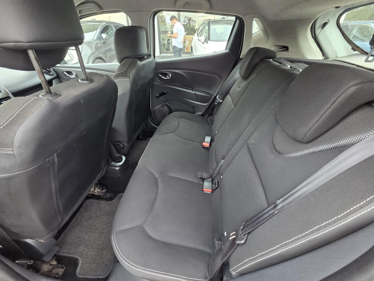 Renault Clio 1.2 75CV 5 porte Wave NEOPATENTATI