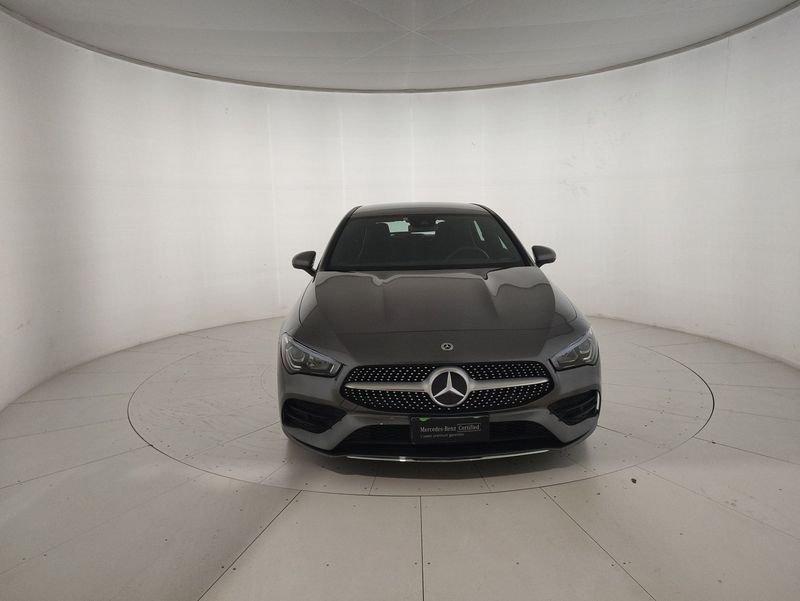 Mercedes-Benz CLA Shooting Brake 180 d Premium auto