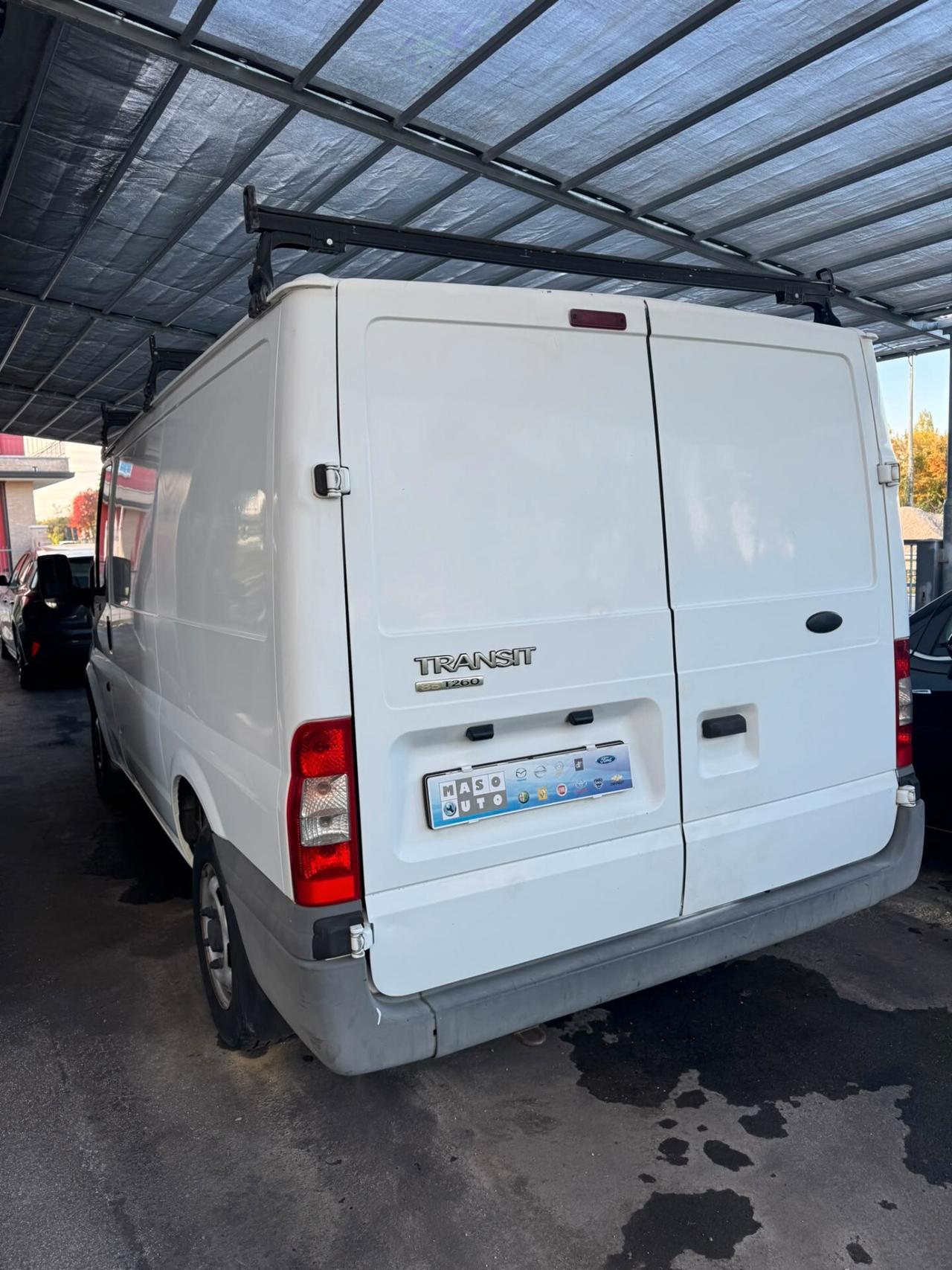 Ford Transit Furgone passo corto/tetto basso