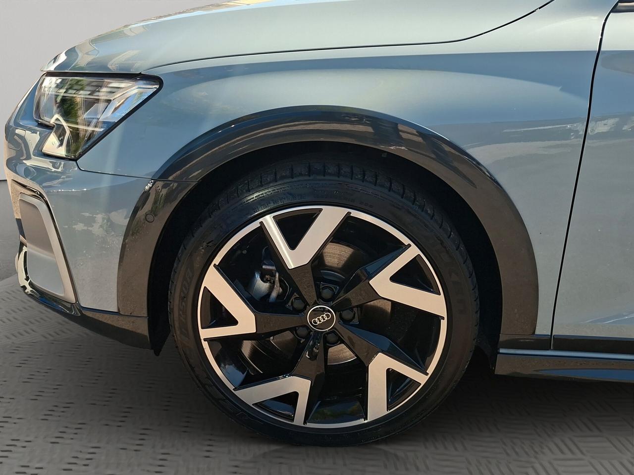 Audi A3 allstreet 35 TDI S tronic Identity Contrast