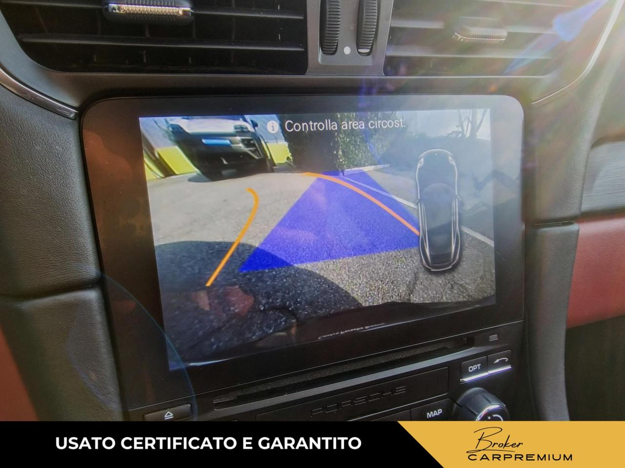 Porsche 911 3.0 Carrera 4 GTS auto