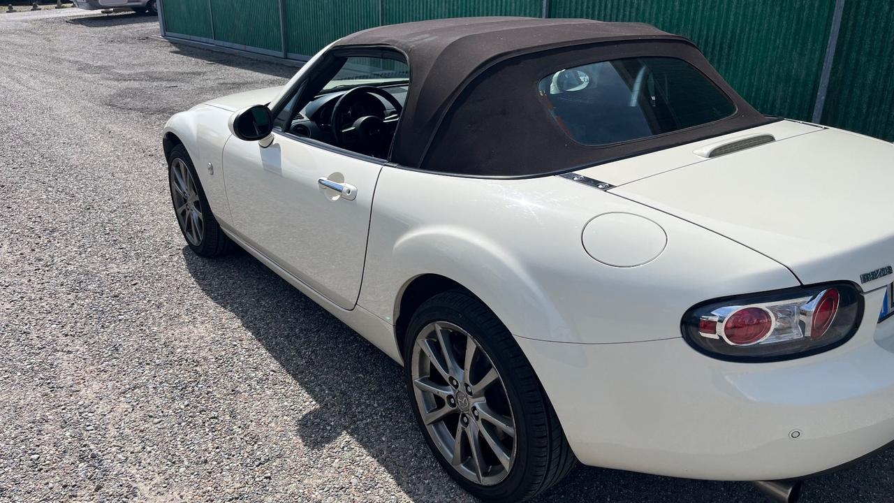 Mazda MX-5 Roadster Coupé 1.8L 16V Niseko