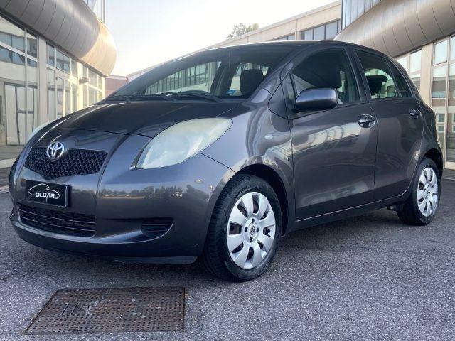 TOYOTA Yaris 1.0 5P.