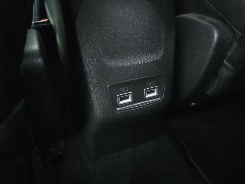 Peugeot 2008 2008 PureTech 130 S&S EAT8 GT